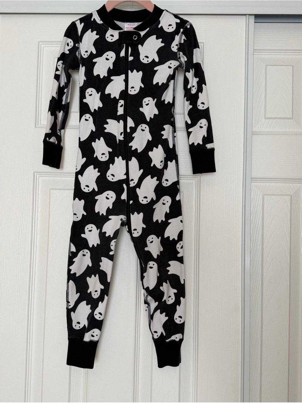 Hanna Andersson 100% Organic Cotton Black and White Ghost Print Footie Pajamas3T